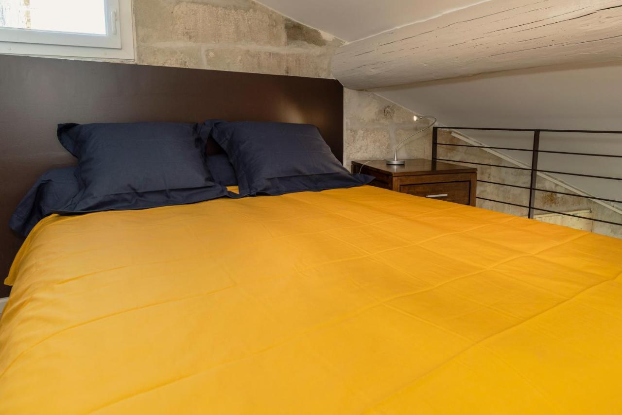 Saint Eloi - Duplex Centre Historique De Villeneuve Les Avignon Ngoại thất bức ảnh
